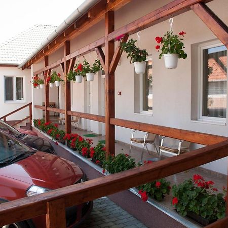 에게르잘록 Polonia Apartman 아파트 외부 사진