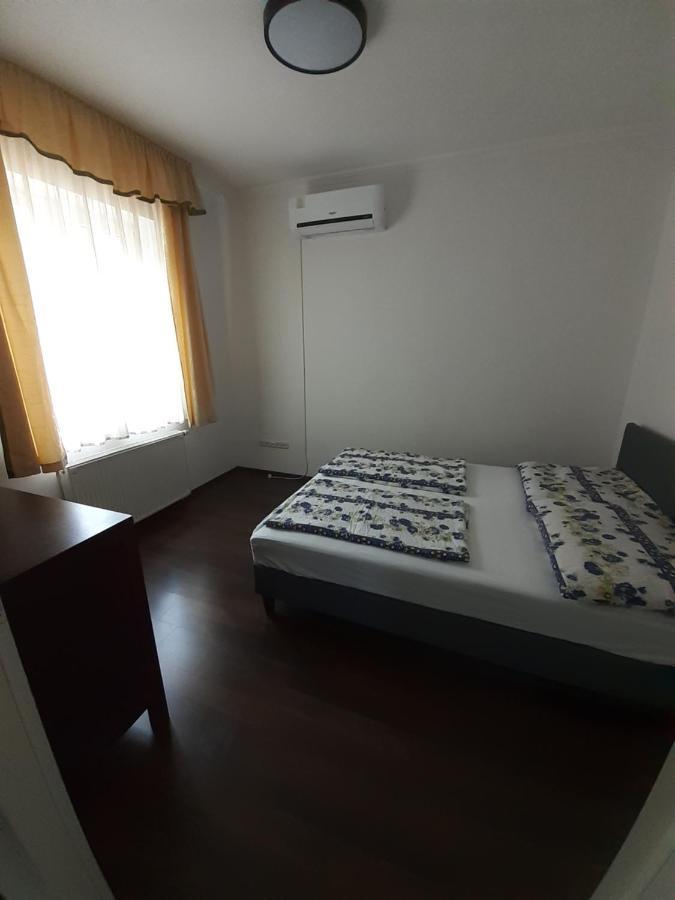 에게르잘록 Polonia Apartman 아파트 외부 사진