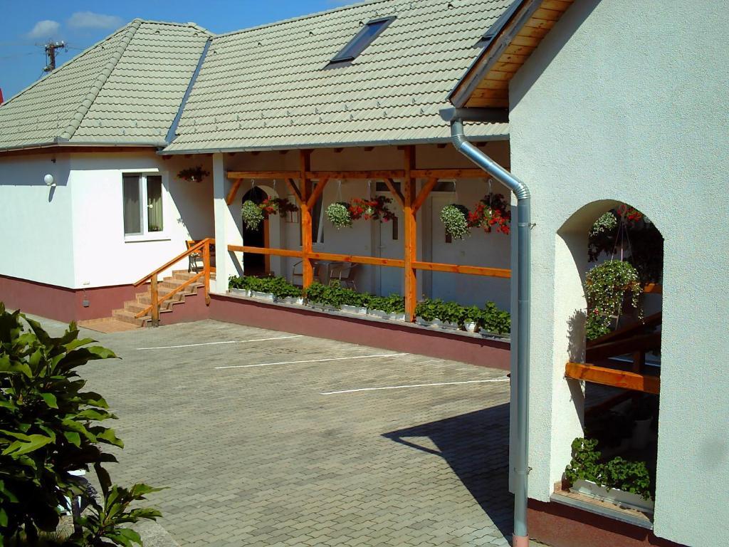 에게르잘록 Polonia Apartman 아파트 외부 사진